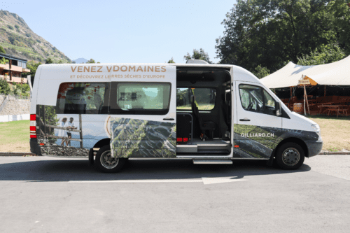 Unseren Bus mieten